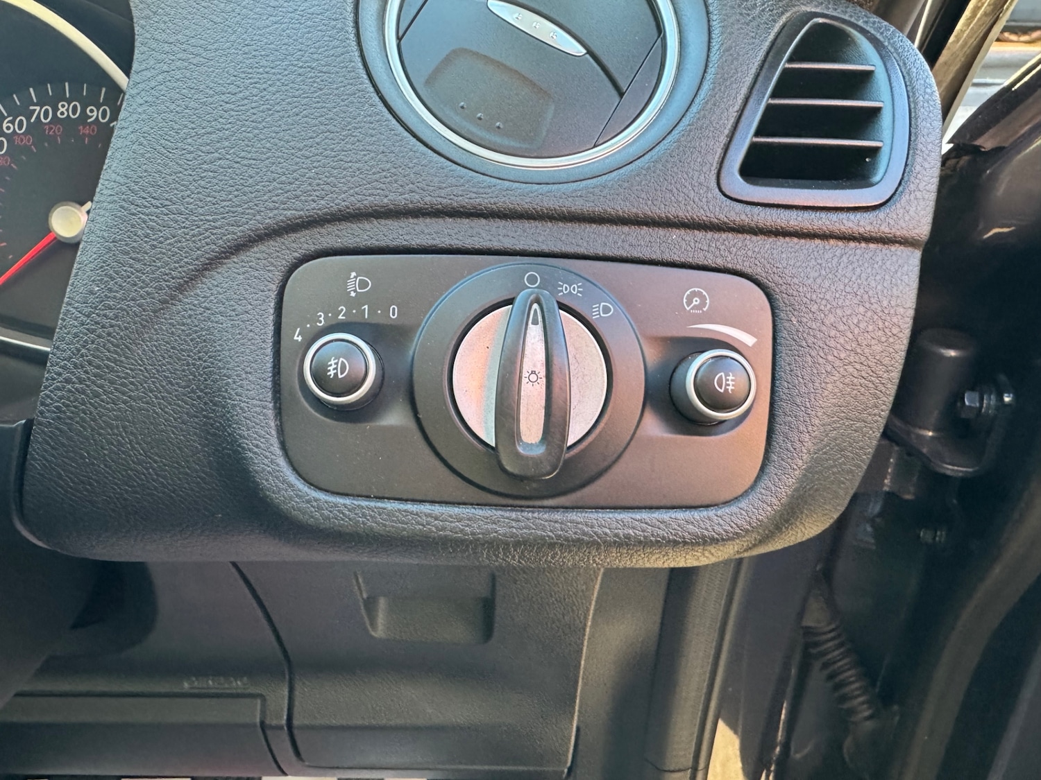 Used Ford S-Max 2012 for sale - 76799641: Photo 39