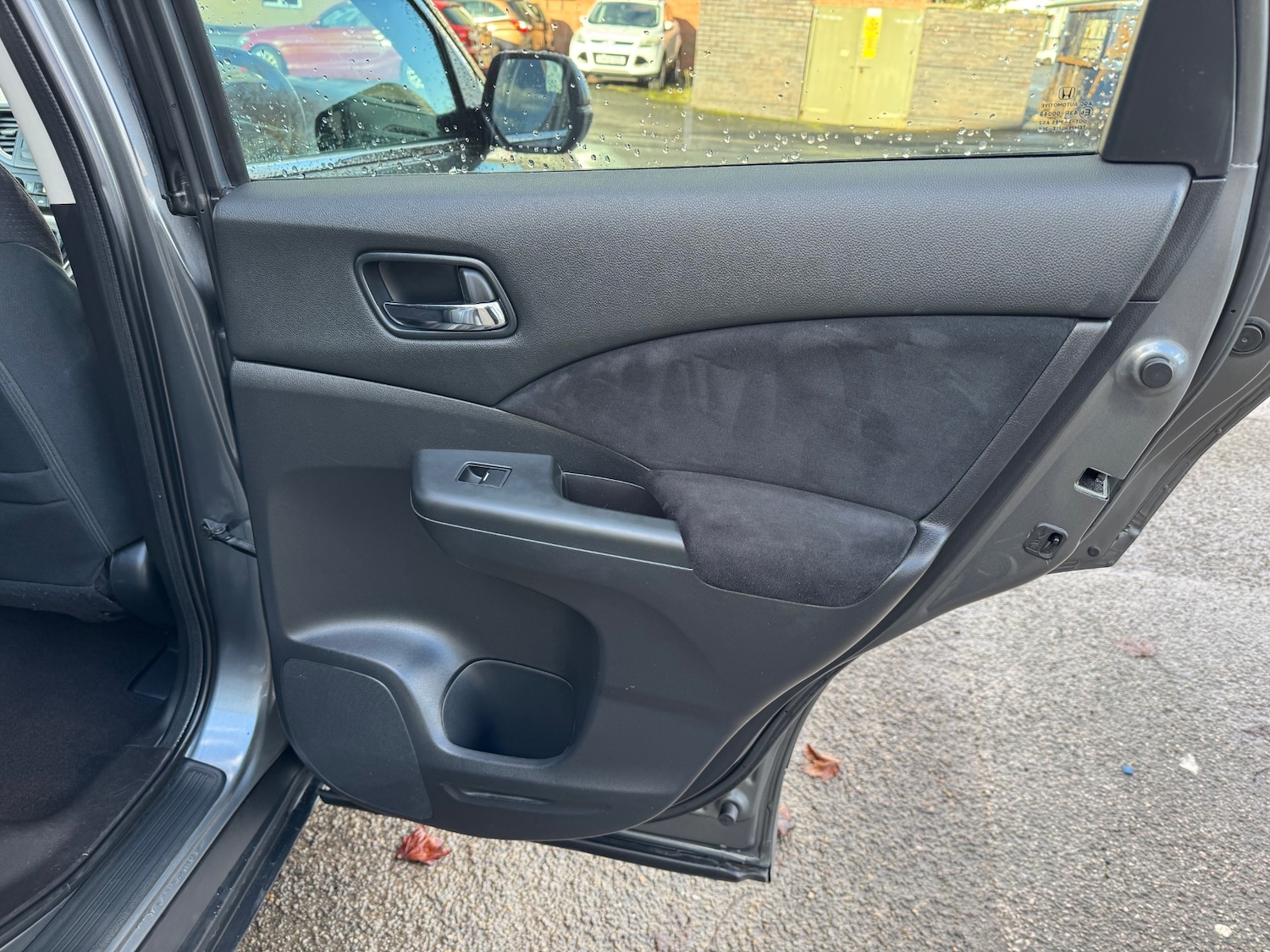 Used Honda CR-V 2014 for sale - 76750335: Photo 31