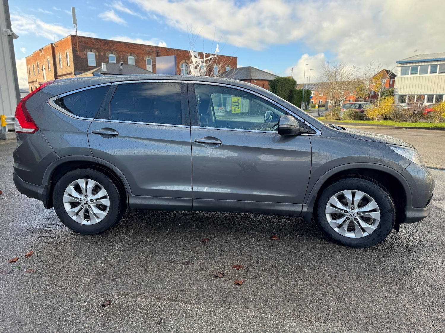 Used Honda CR-V 2014 for sale - 76750335: Photo 8