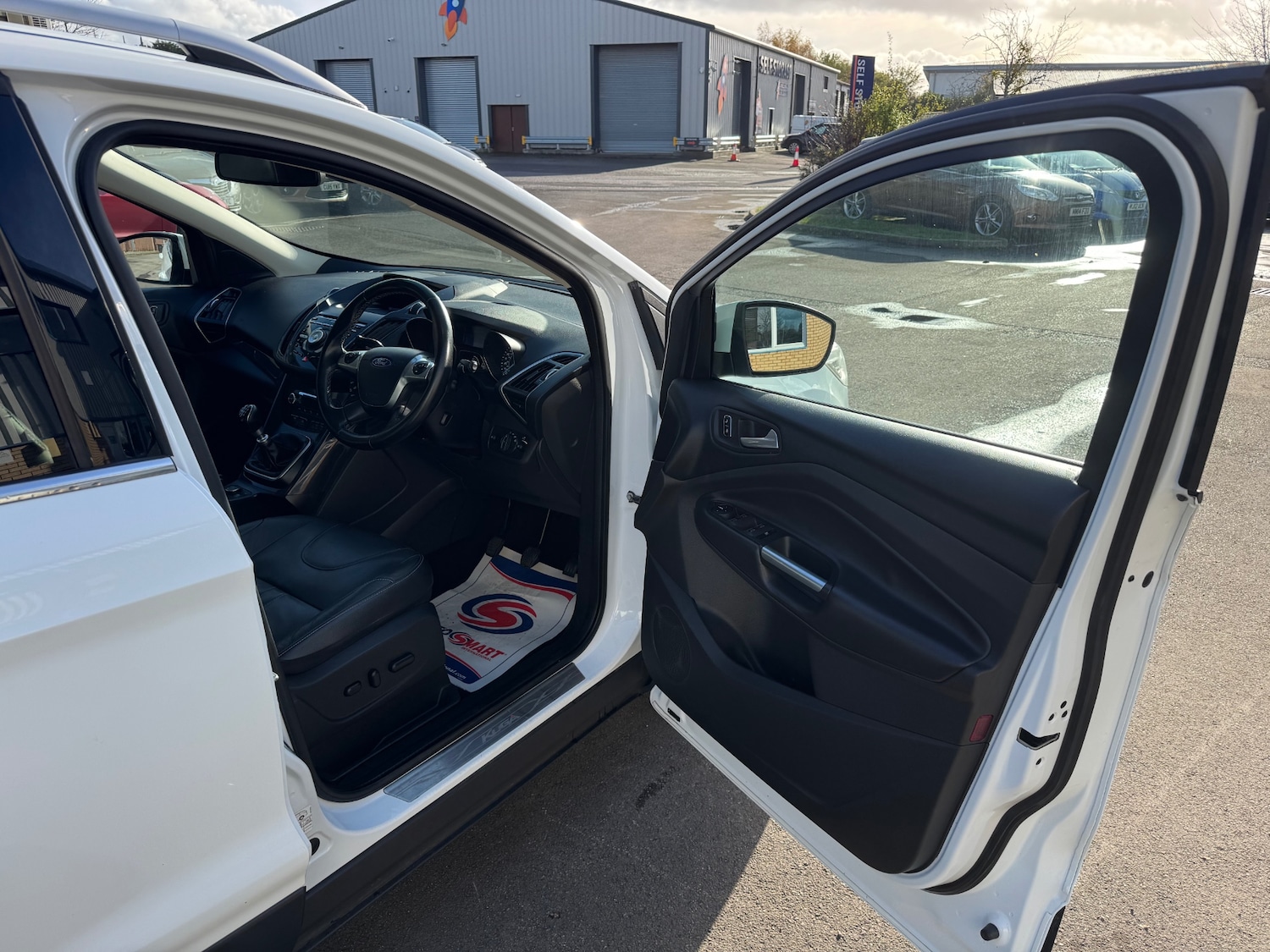 Used Ford Kuga 2013 for sale - 76725549: Photo 38