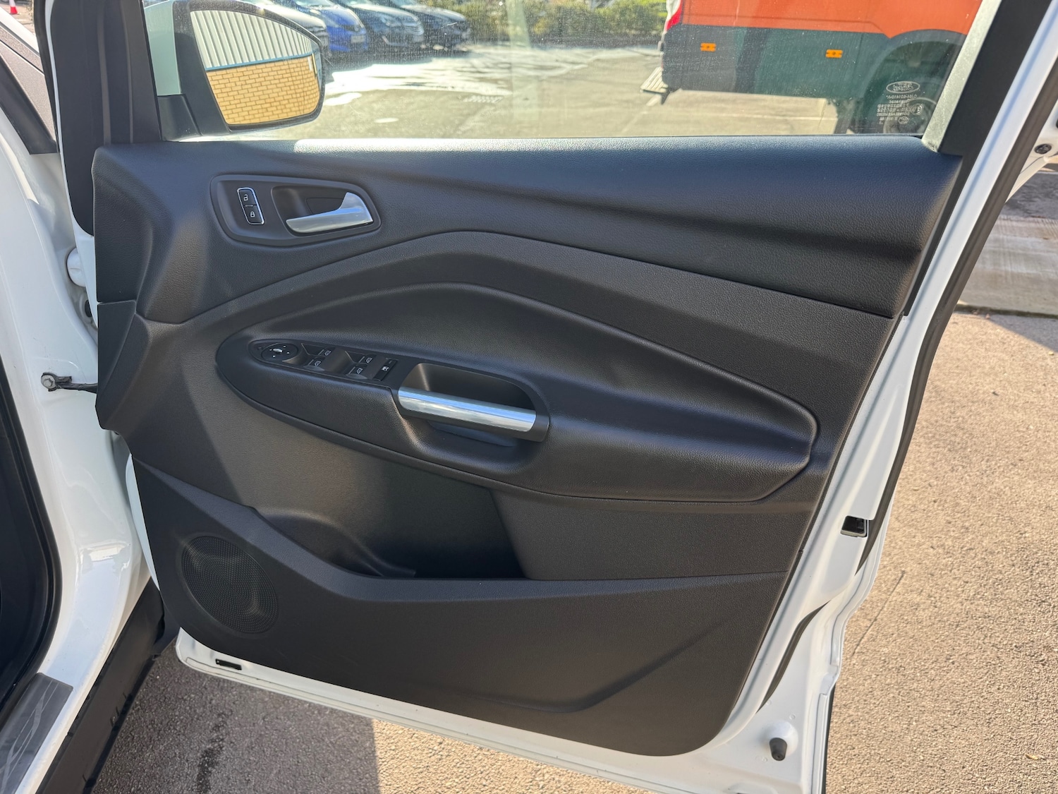 Used Ford Kuga 2013 for sale - 76725549: Photo 39