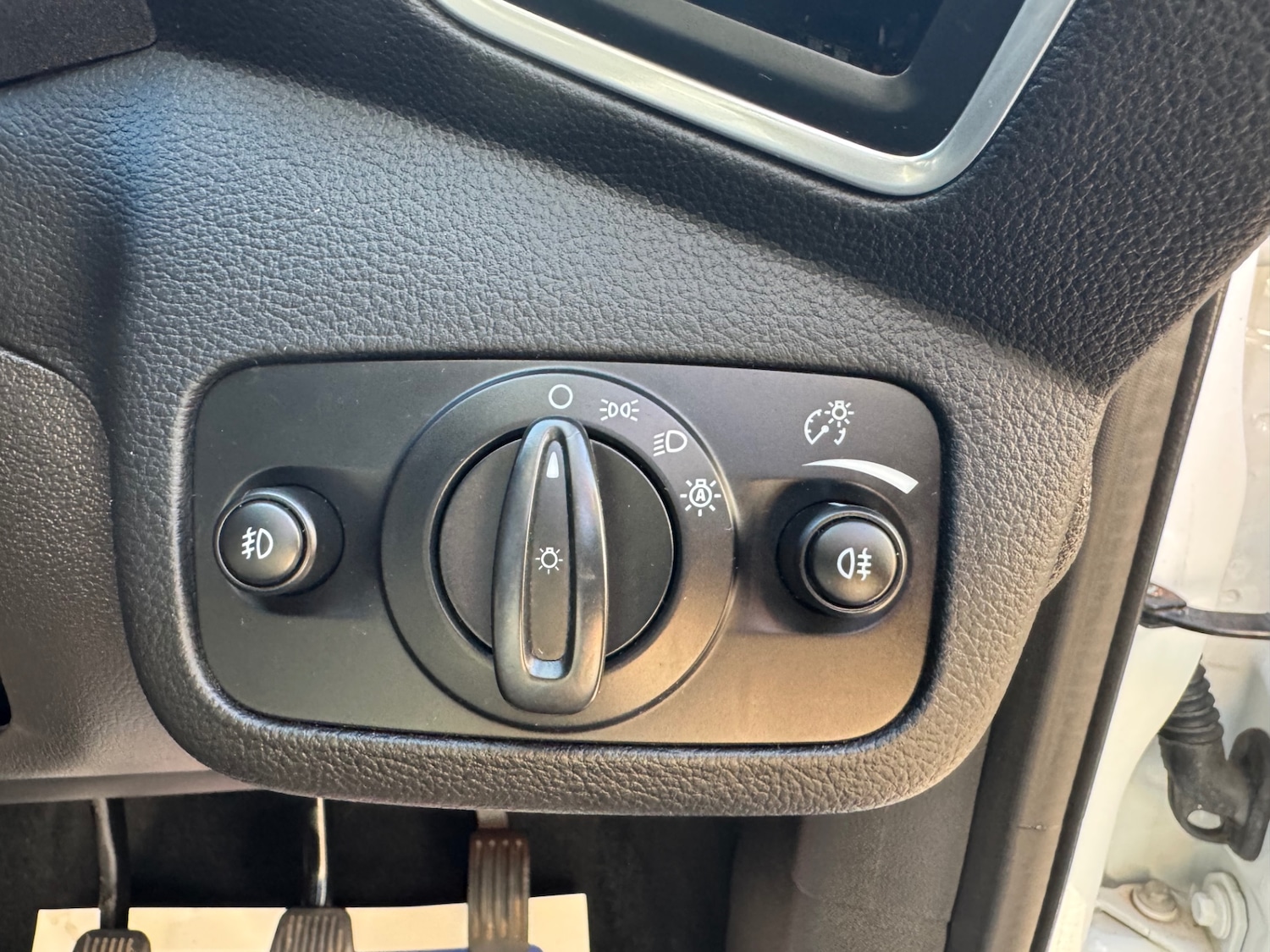 Used Ford Kuga 2013 for sale - 76725549: Photo 44