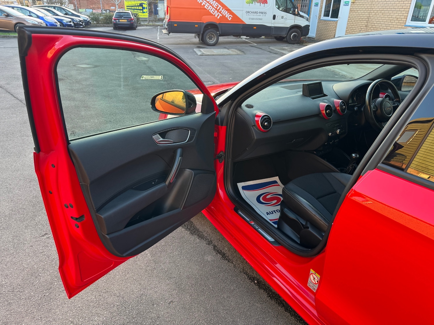 Used Audi A1 2015 for sale - 76726036: Photo 17