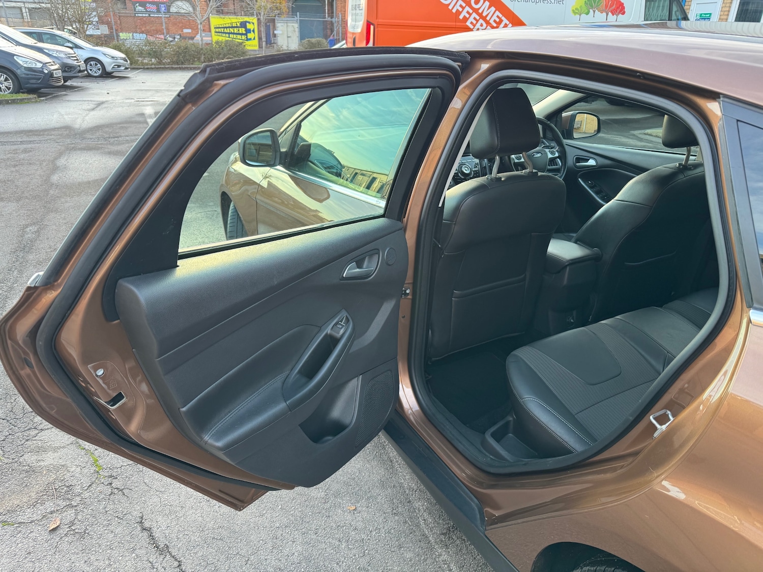 Used Ford Focus 2014 for sale - 76934118: Photo 23