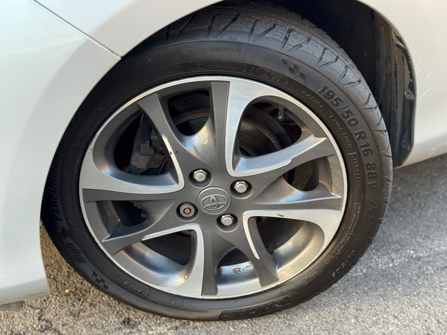 Used Toyota Yaris 2014 for sale - 77008886: Photo 17