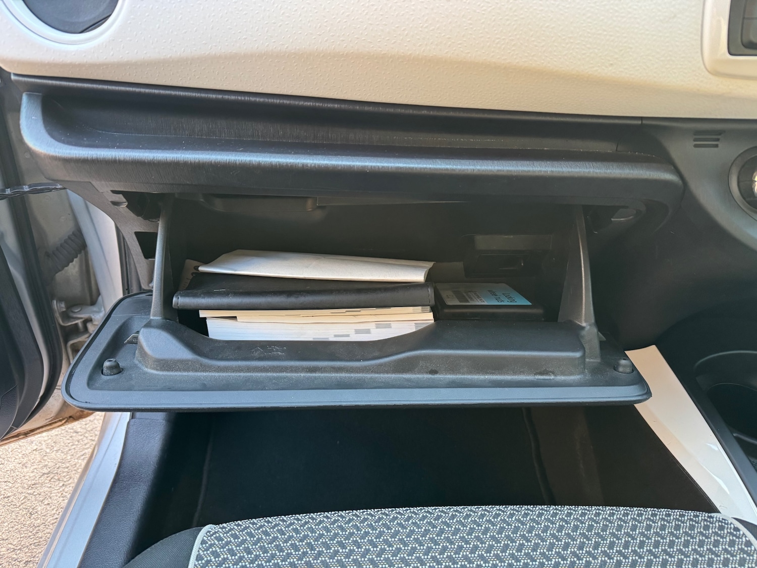 Used Toyota Yaris 2014 for sale - 77008886: Photo 21