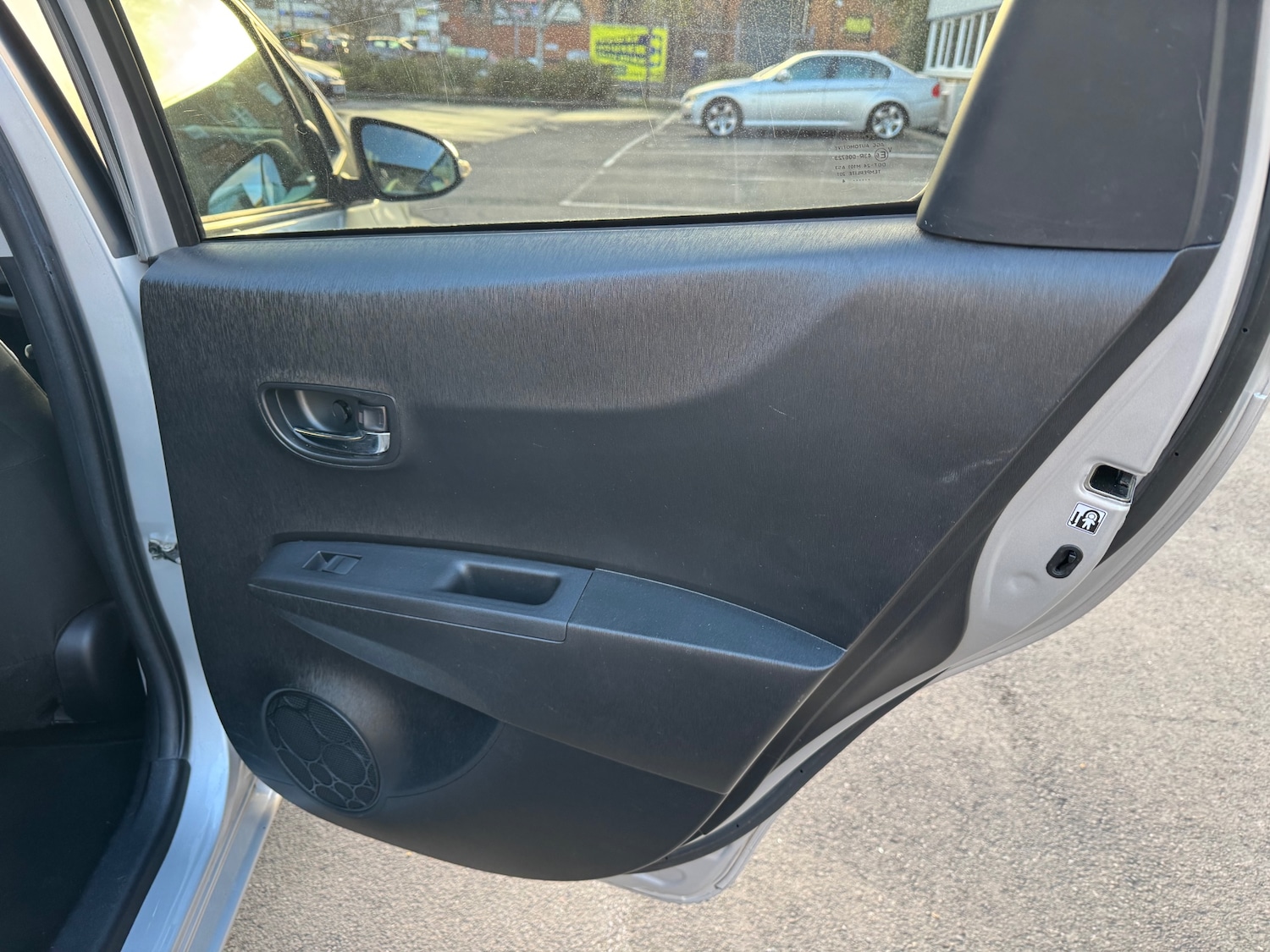 Used Toyota Yaris 2014 for sale - 77008886: Photo 28