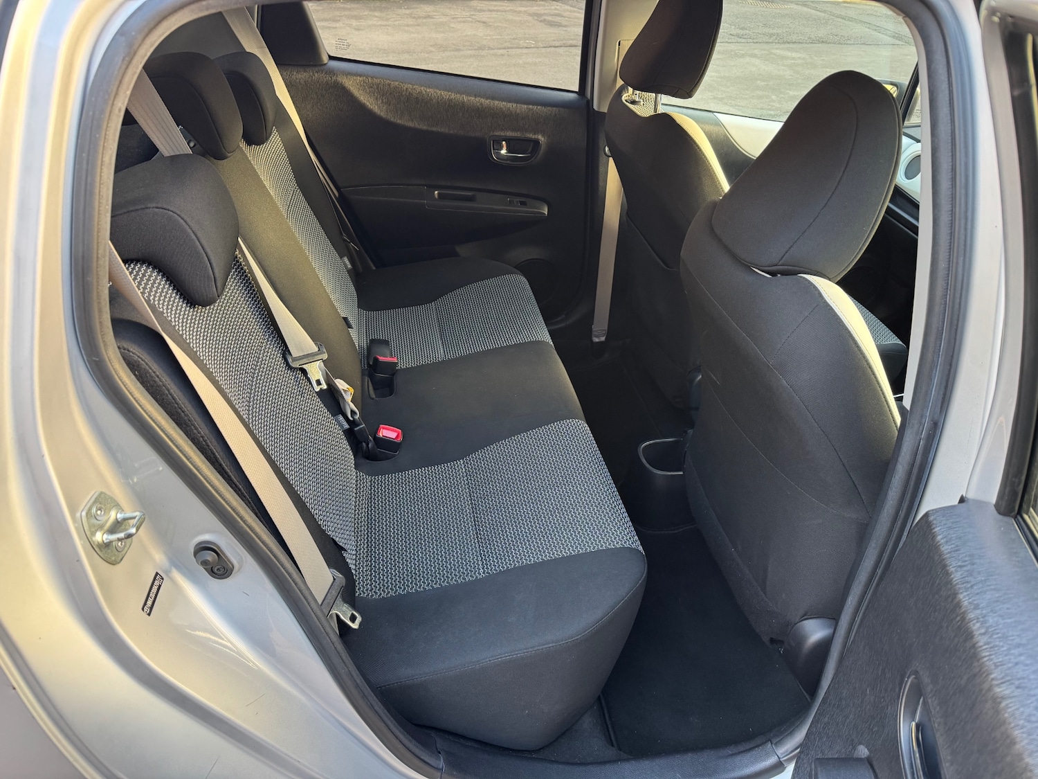 Used Toyota Yaris 2014 for sale - 77008886: Photo 29