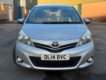 Used Toyota Yaris 2014 for sale - 77008886: Photo