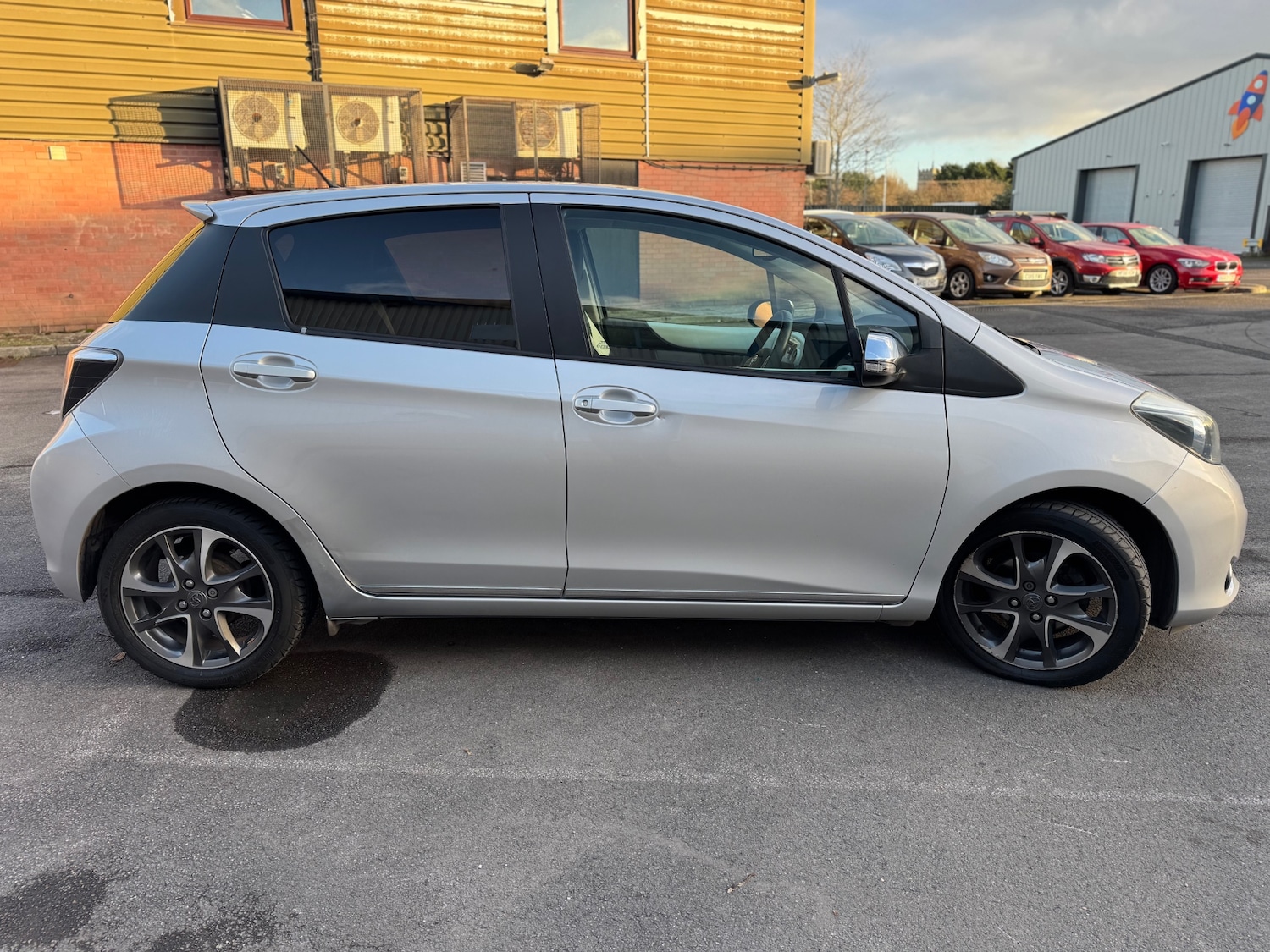 Used Toyota Yaris 2014 for sale - 77008886: Photo 8