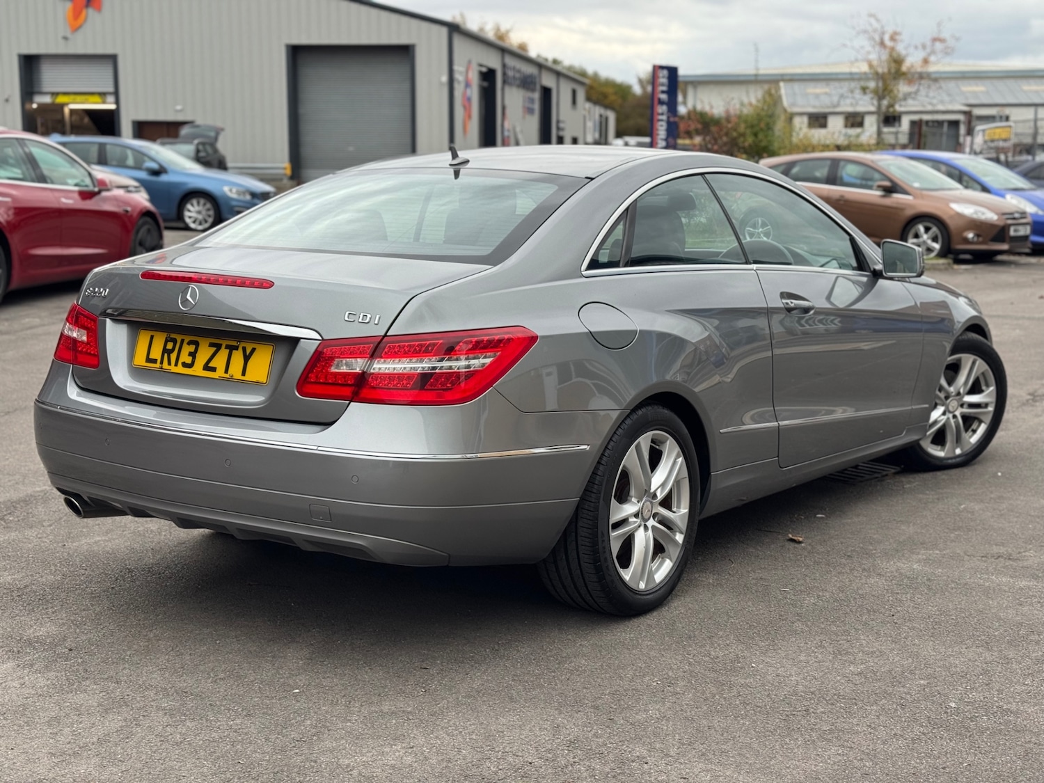 Used Mercedes-Benz E Class 2013 for sale - 76725977: Photo 10