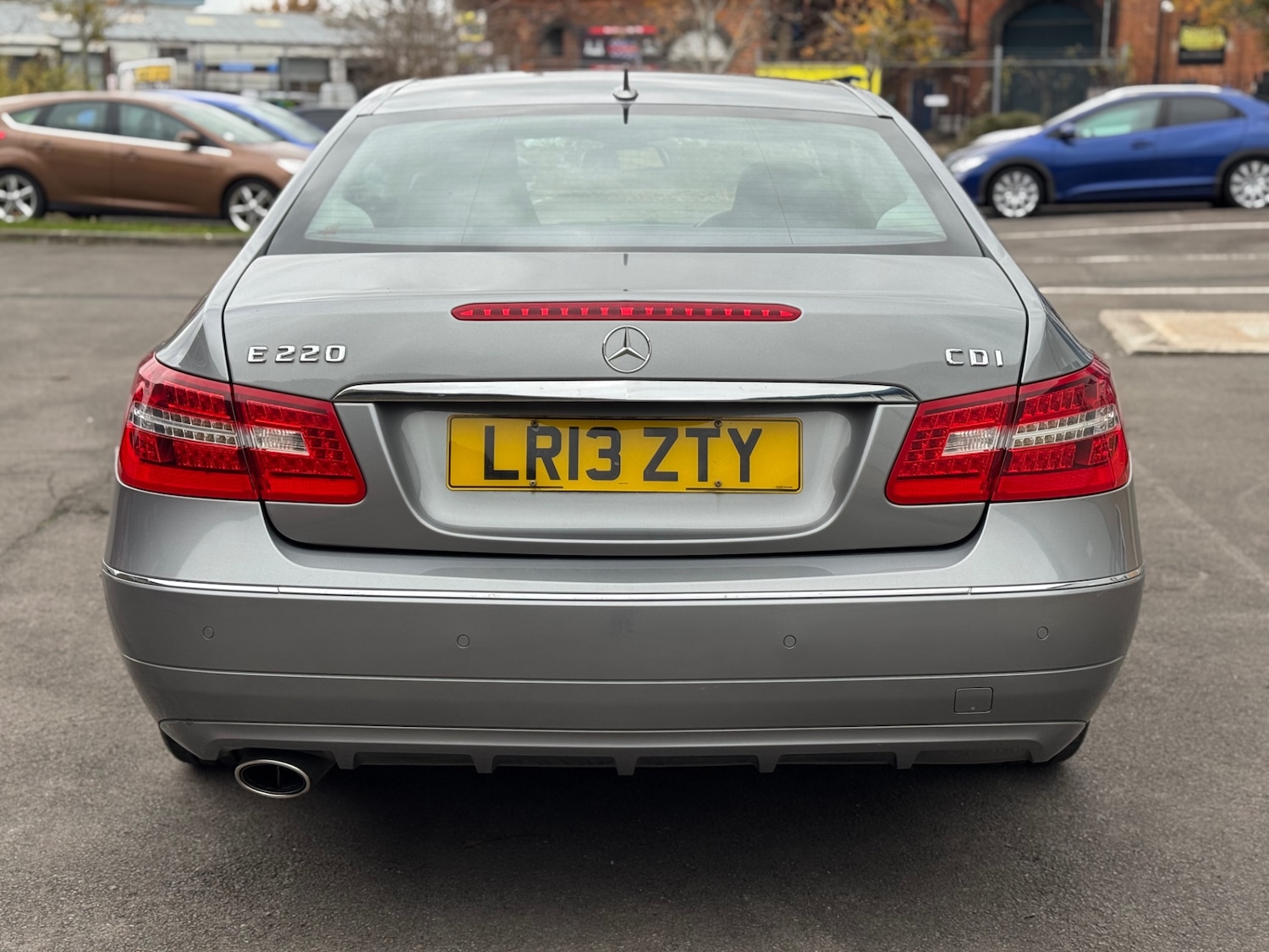 Used Mercedes-Benz E Class 2013 for sale - 76725977: Photo 11
