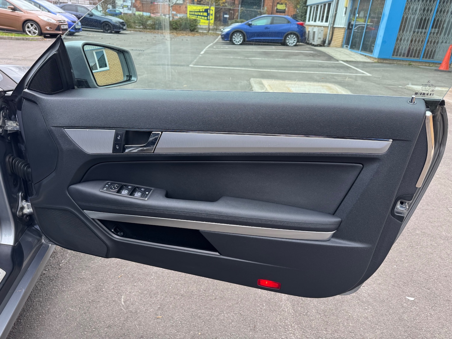 Used Mercedes-Benz E Class 2013 for sale - 76725977: Photo 26