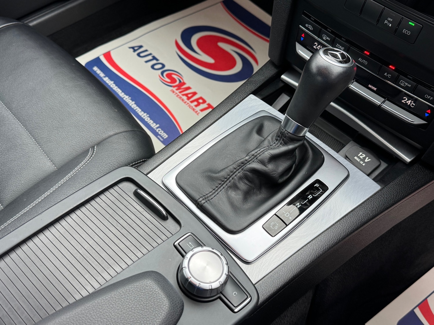 Used Mercedes-Benz E Class 2013 for sale - 76725977: Photo 44