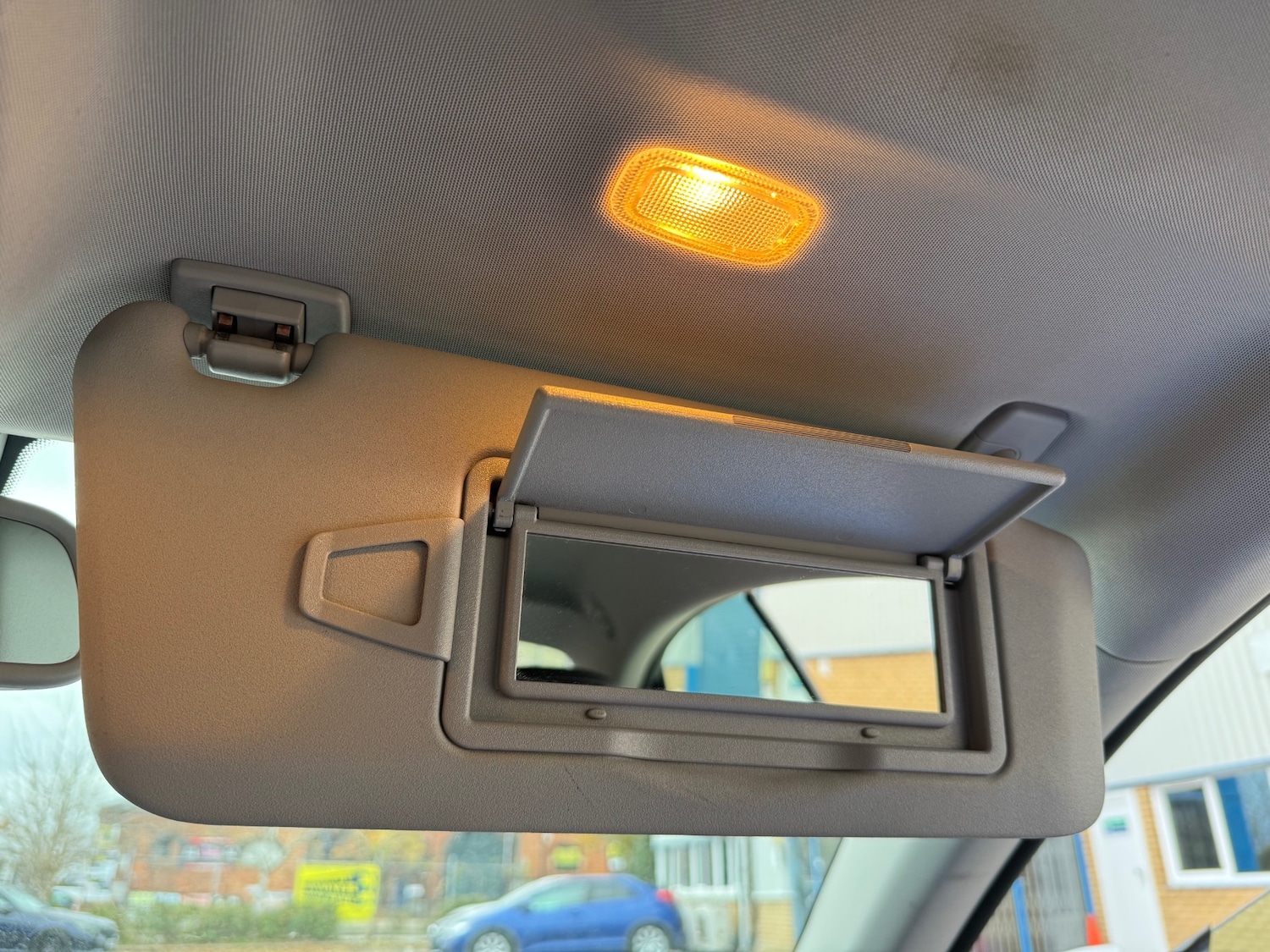 Used Mercedes-Benz E Class 2013 for sale - 76725977: Photo 49