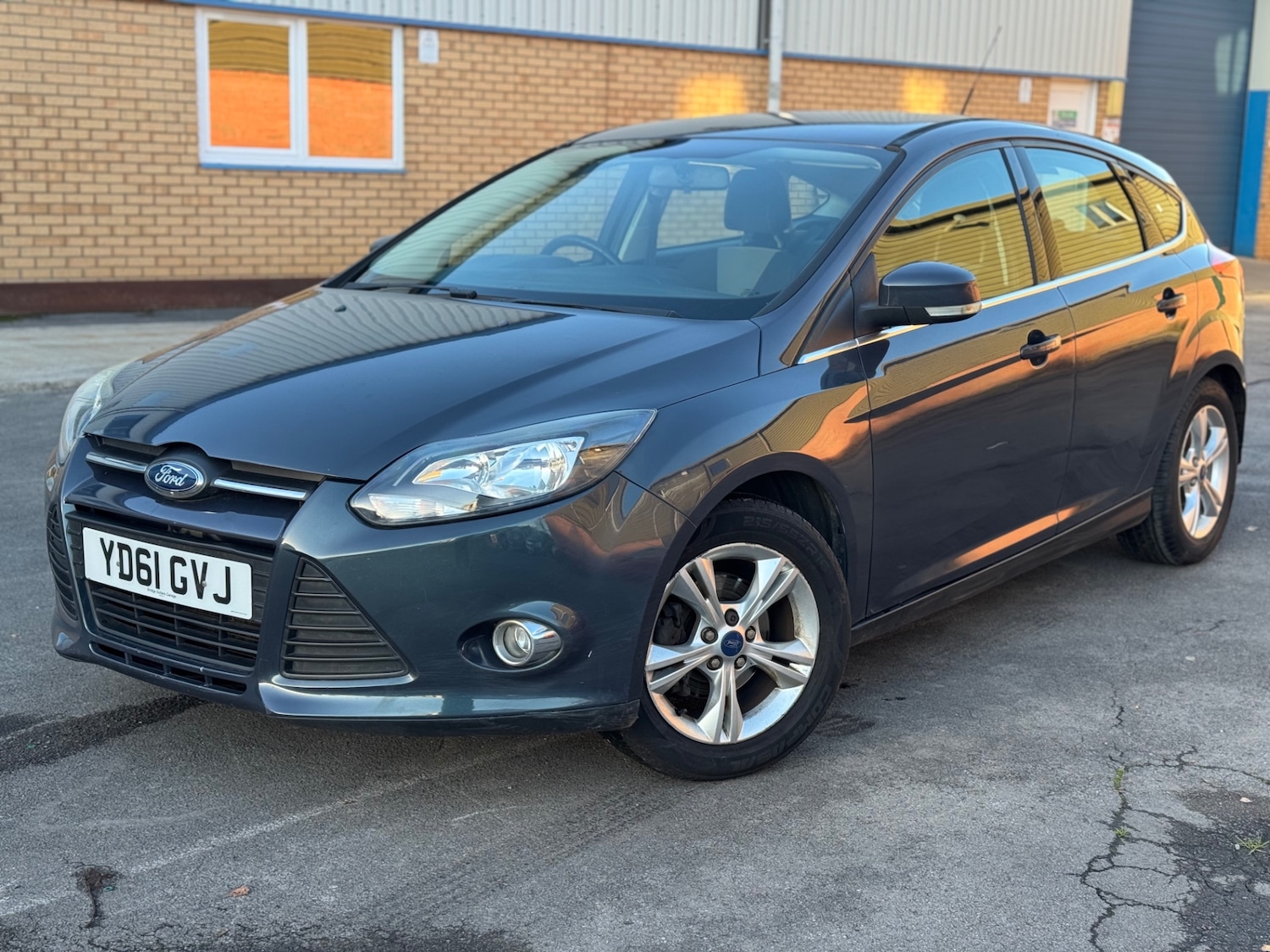 Used Ford Focus 2011 for sale - 76799652: Photo 1