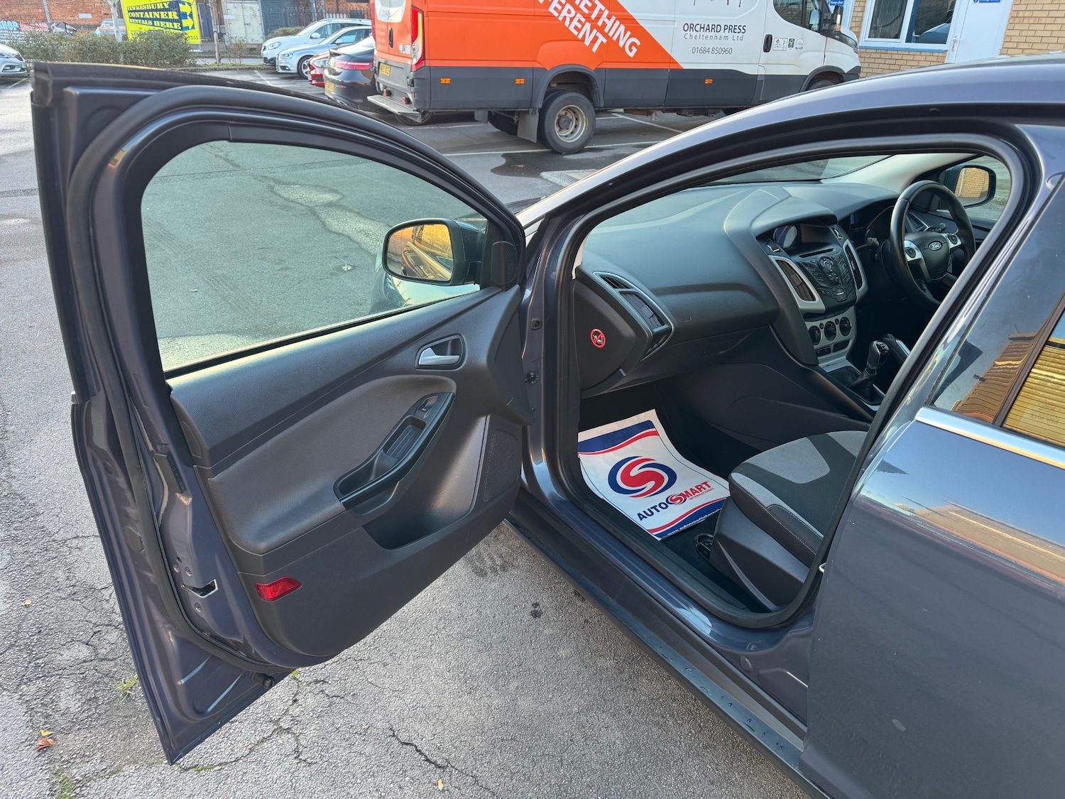 Used Ford Focus 2011 for sale - 76799652: Photo 17