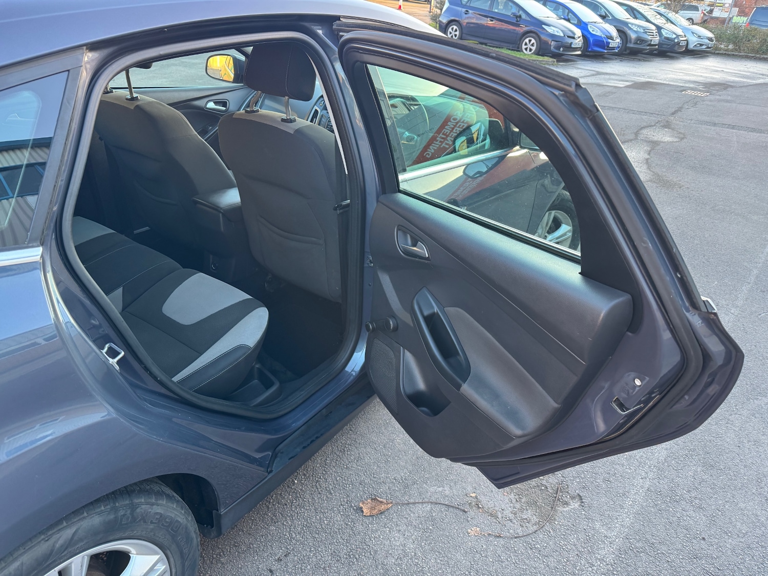 Used Ford Focus 2011 for sale - 76799652: Photo 27