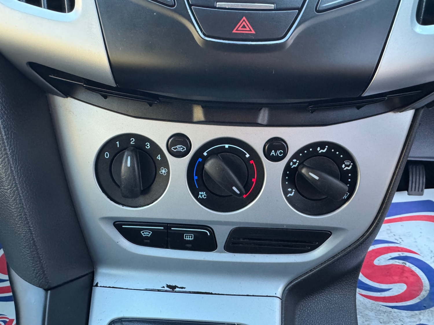 Used Ford Focus 2011 for sale - 76799652: Photo 41