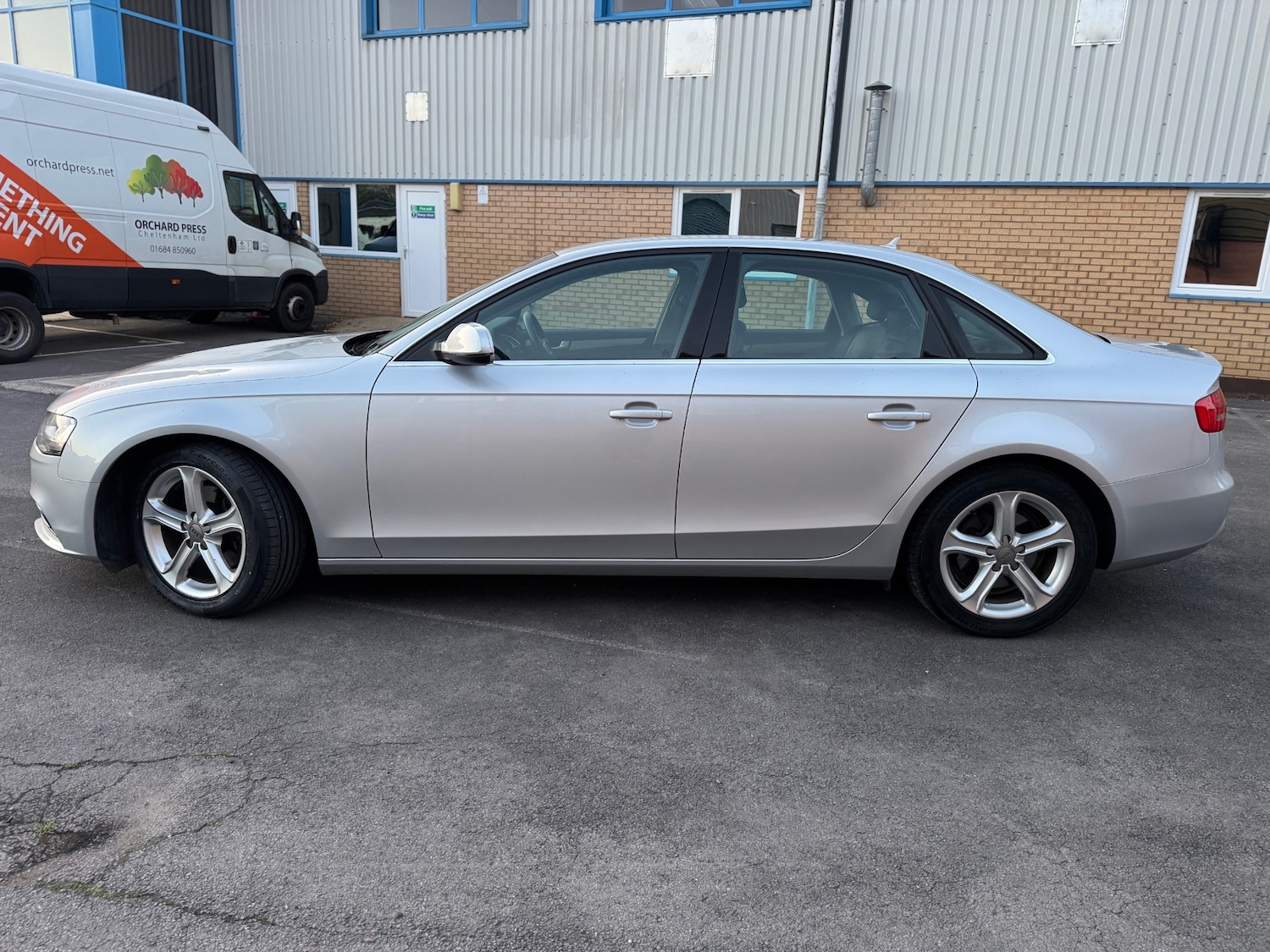 Used Audi A4 2012 for sale - 76725797: Photo 15