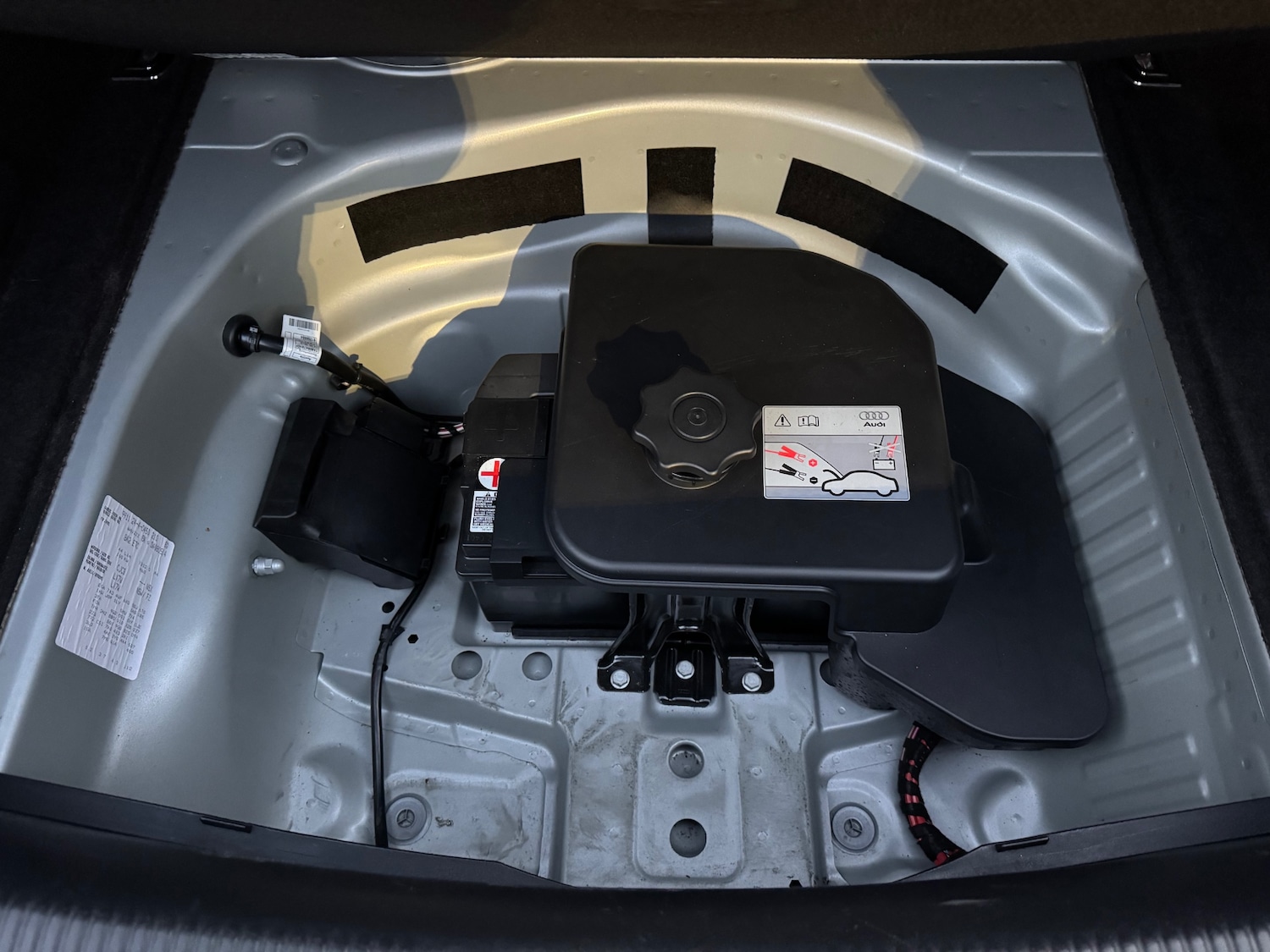 Used Audi A4 2012 for sale - 76725797: Photo 28