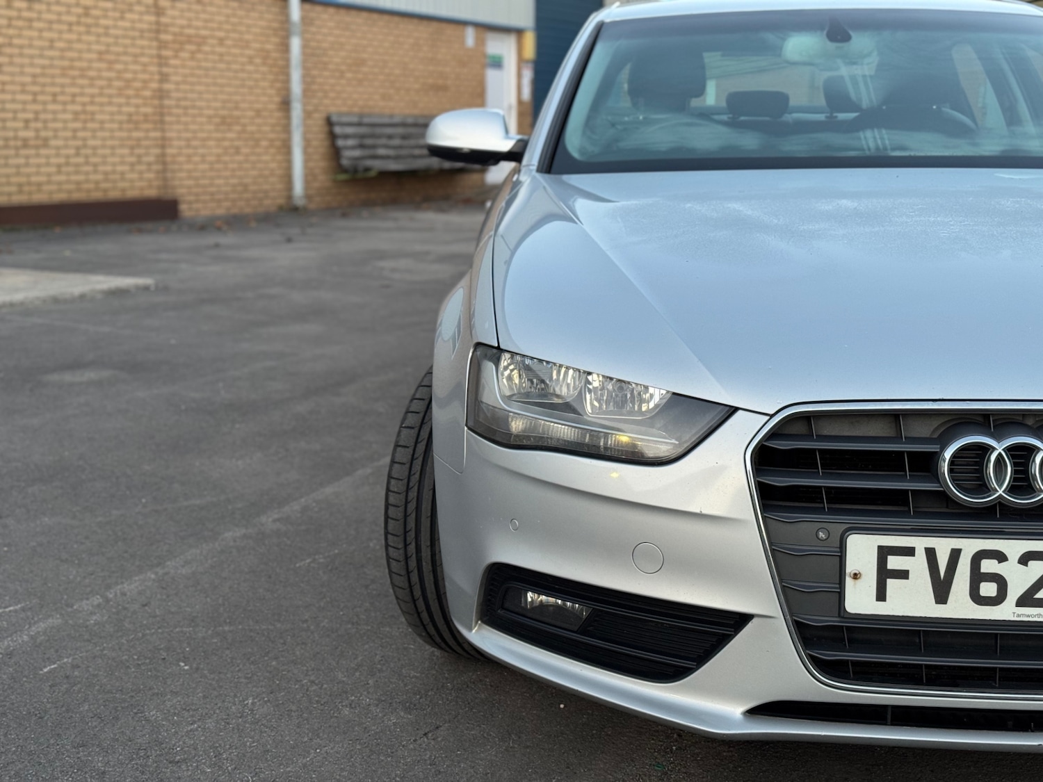 Used Audi A4 2012 for sale - 76725797: Photo 3