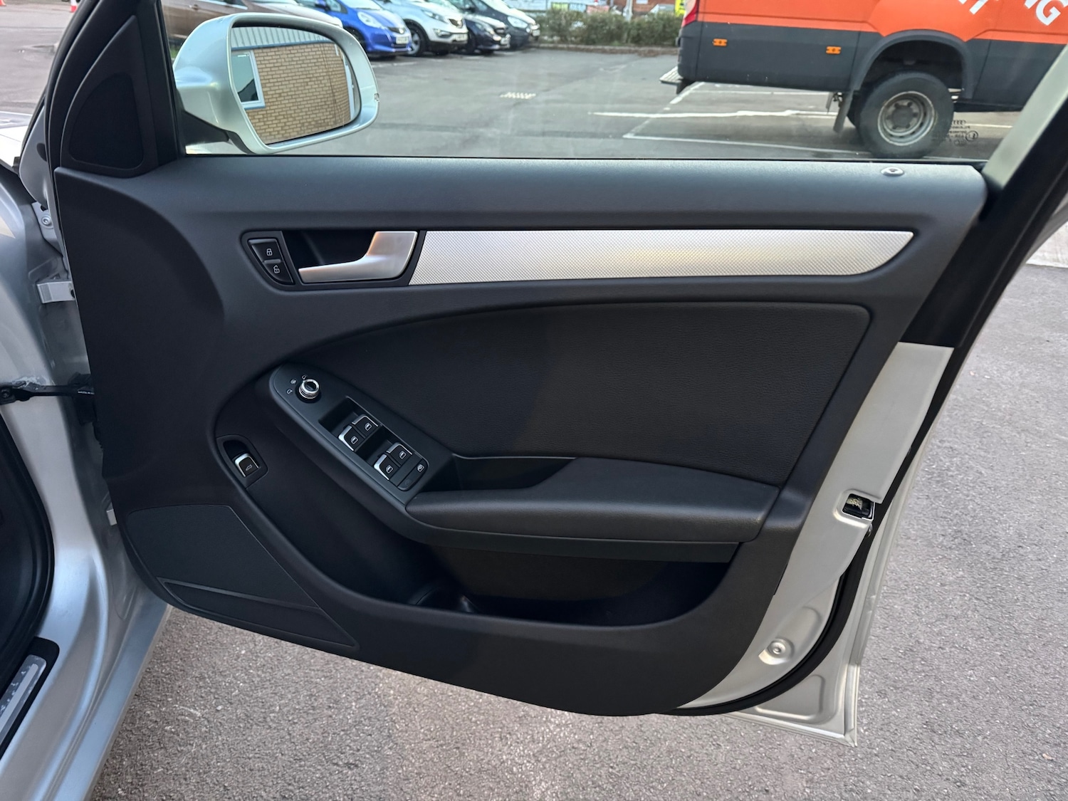 Used Audi A4 2012 for sale - 76725797: Photo 33