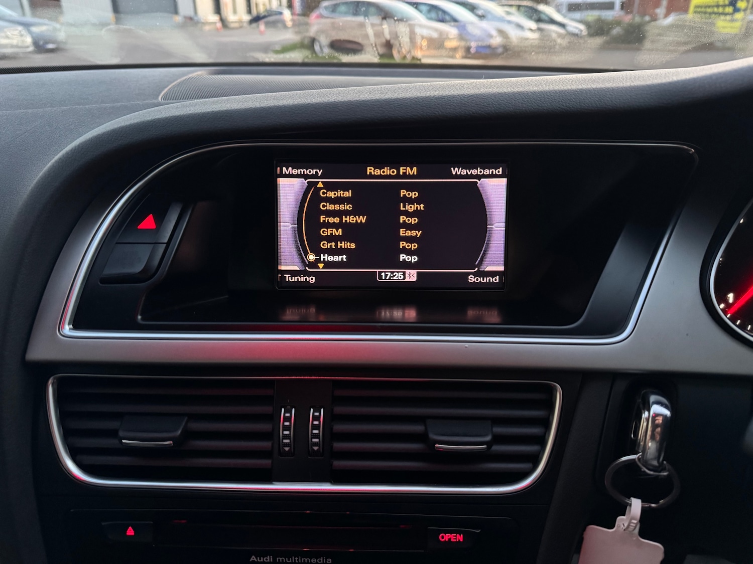 Used Audi A4 2012 for sale - 76725797: Photo 43