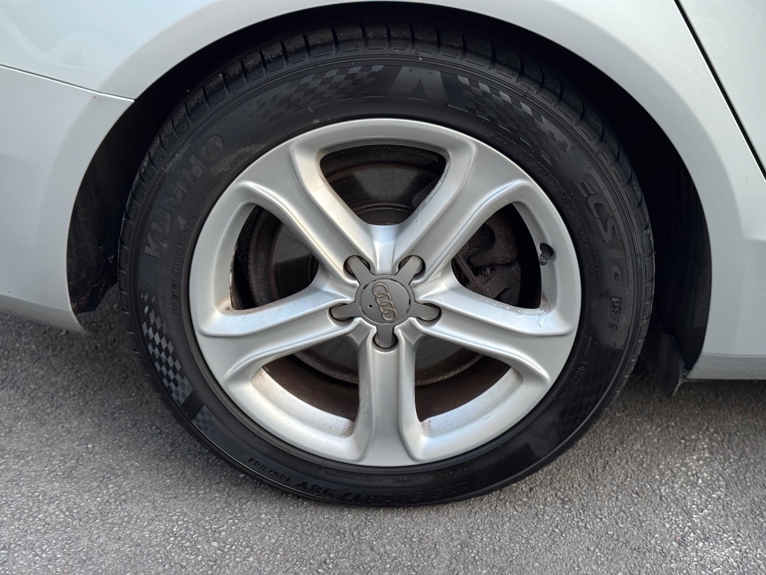 Used Audi A4 2012 for sale - 76725797: Photo 9