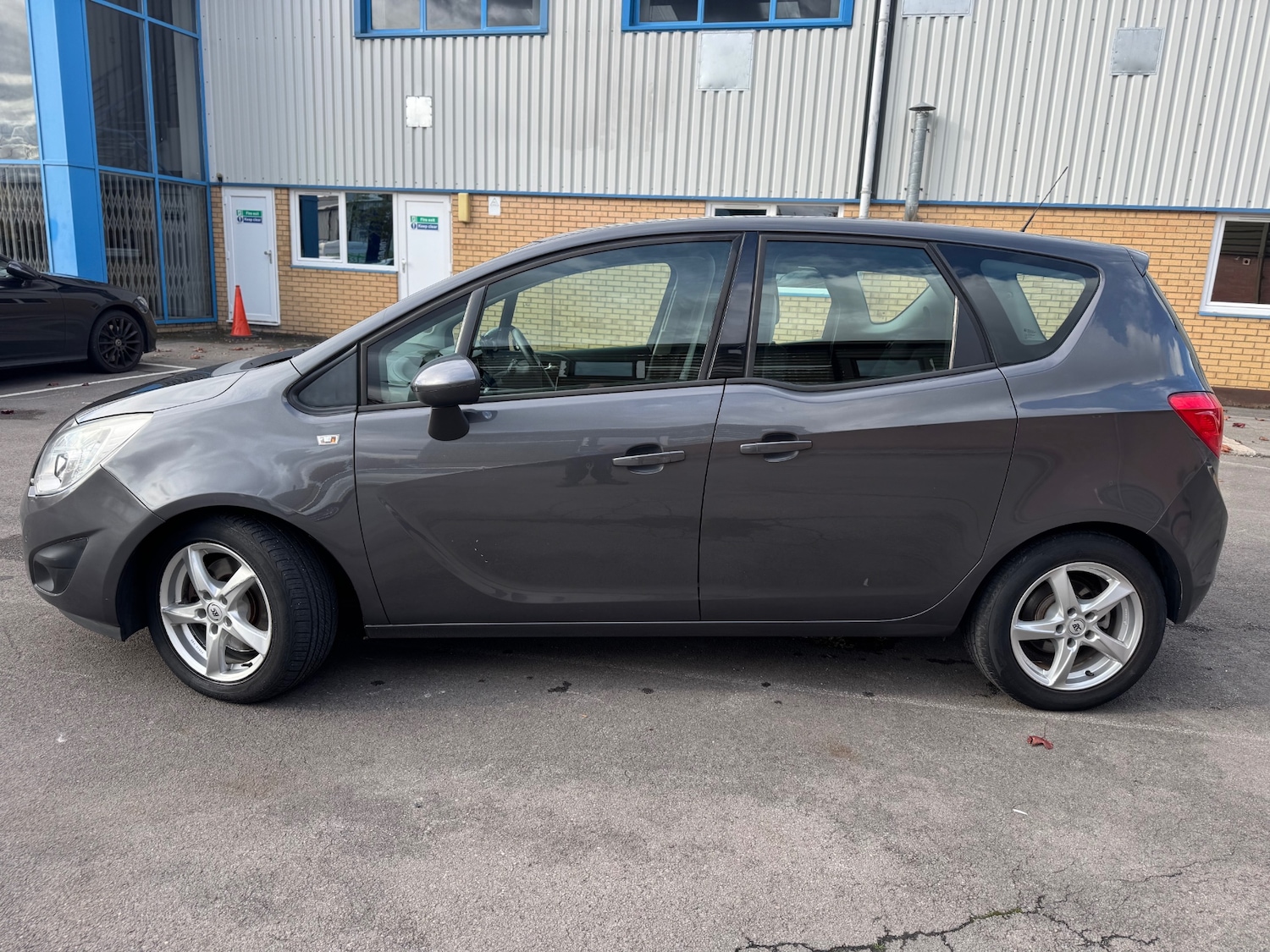 Used Vauxhall Meriva 2011 for sale - 76725988: Photo 15