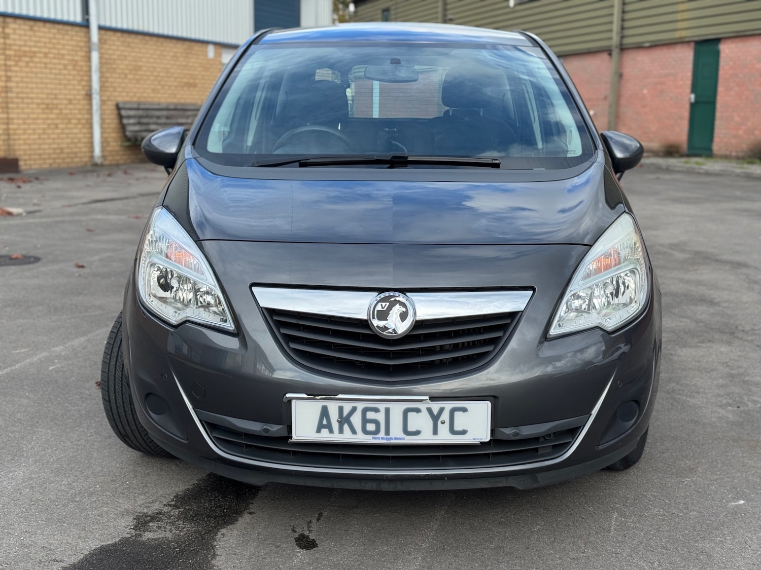 Used Vauxhall Meriva 2011 for sale - 76725988: Photo 2