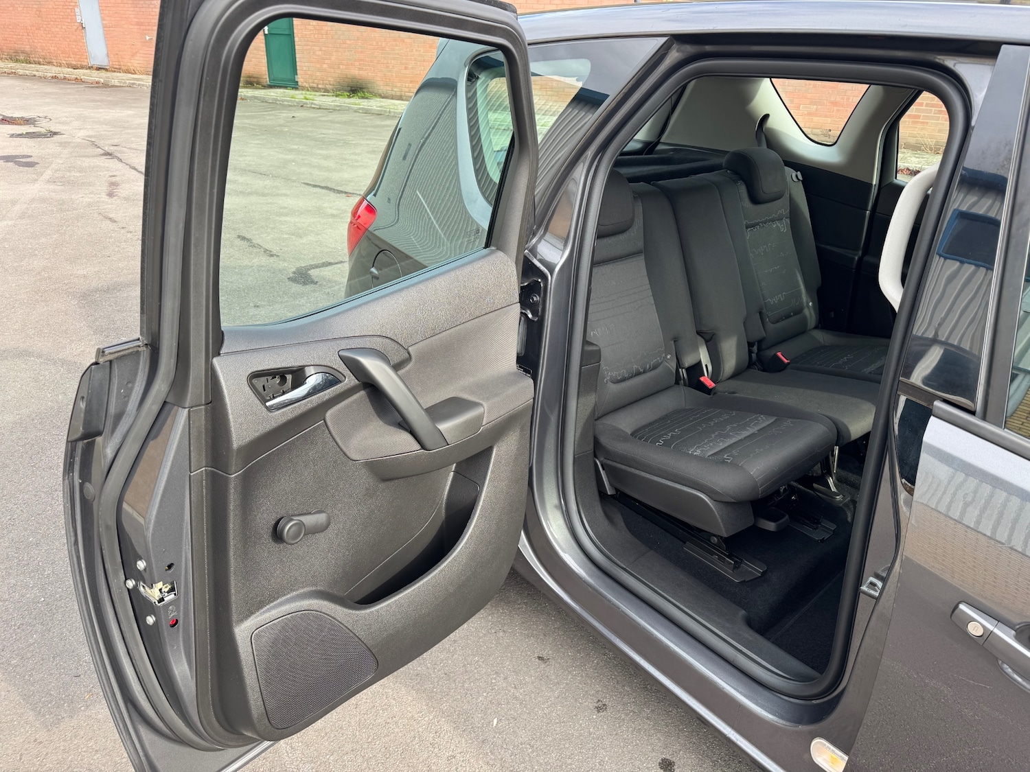 Used Vauxhall Meriva 2011 for sale - 76725988: Photo 30