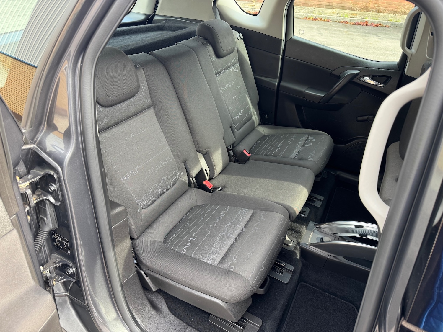 Used Vauxhall Meriva 2011 for sale - 76725988: Photo 32