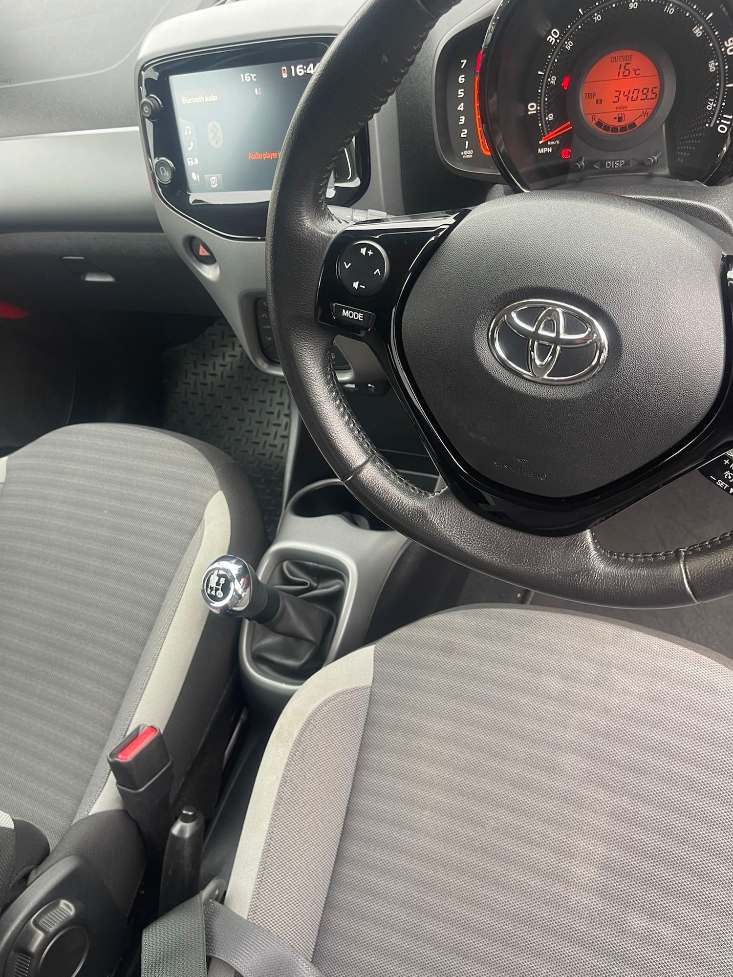 Used Toyota AYGO 2020 for sale - 76931136: Photo 2