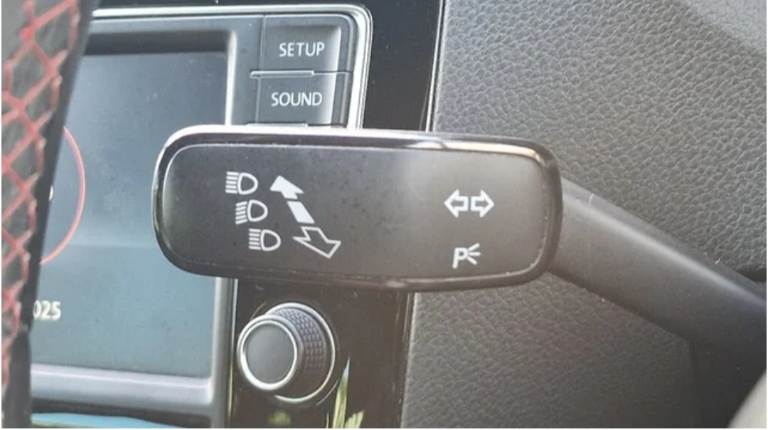 Used Volkswagen Polo 2016 for sale - 77649714: Photo 17