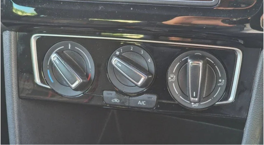 Used Volkswagen Polo 2016 for sale - 77649714: Photo 21