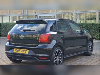 Used Volkswagen Polo 2016 for sale - 77649714: Photo
