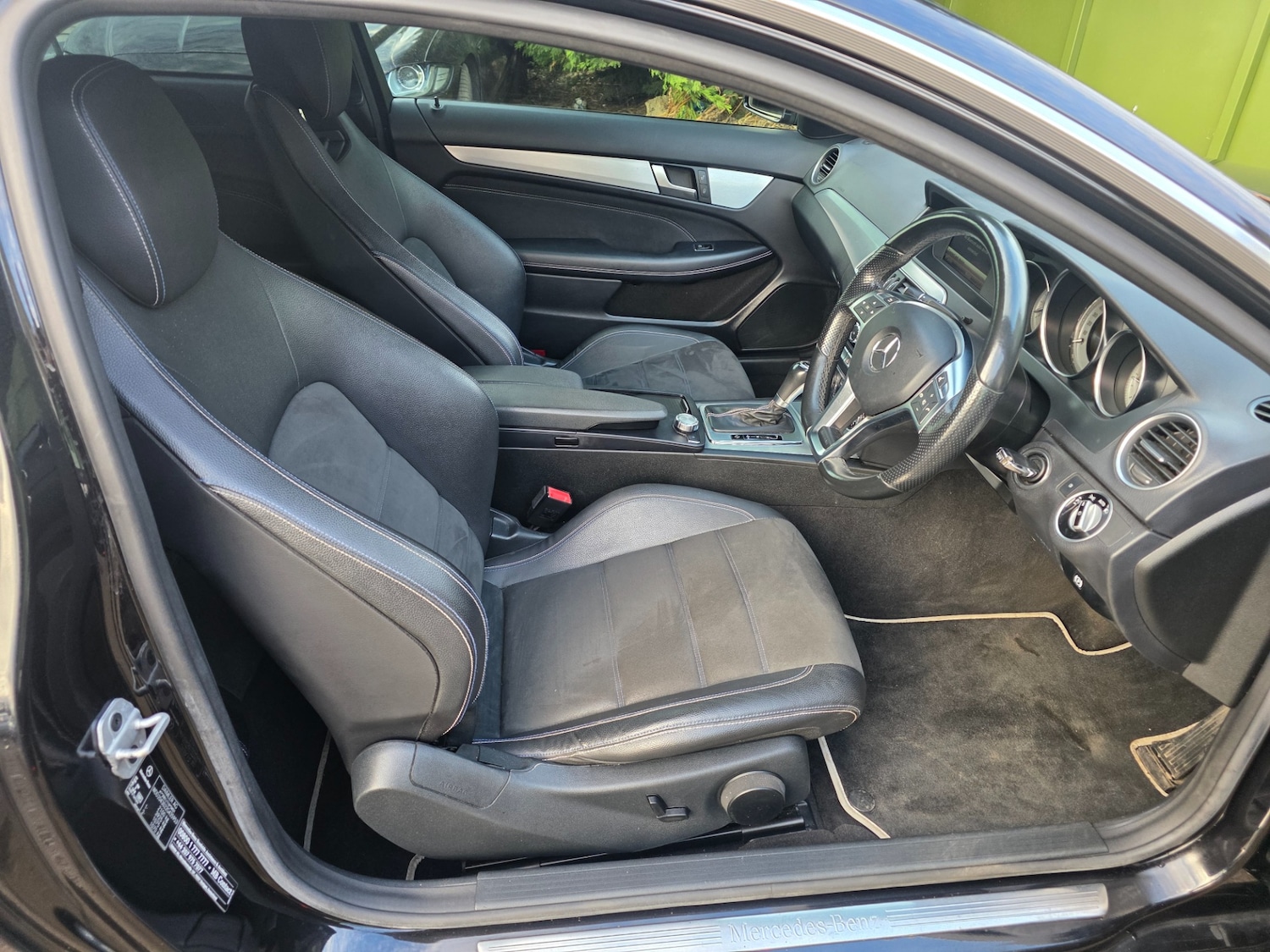 Used Mercedes-Benz C Class 2015 for sale - 76407245: Photo 26