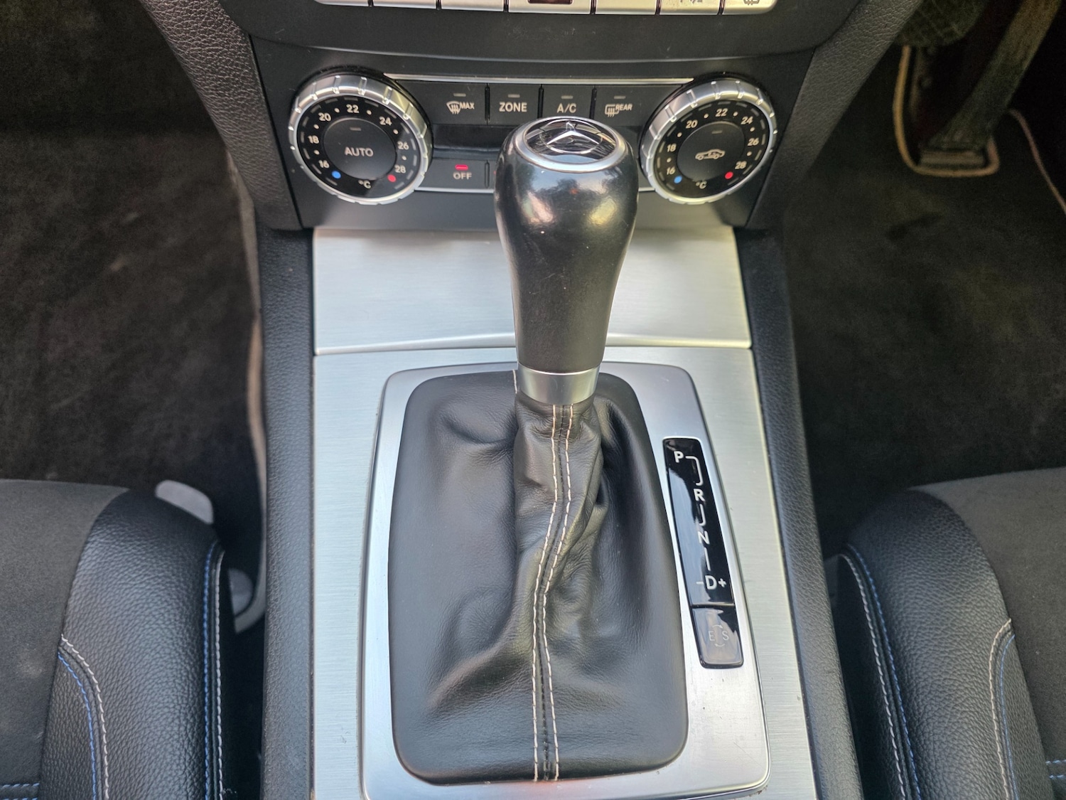 Used Mercedes-Benz C Class 2015 for sale - 76407245: Photo 43