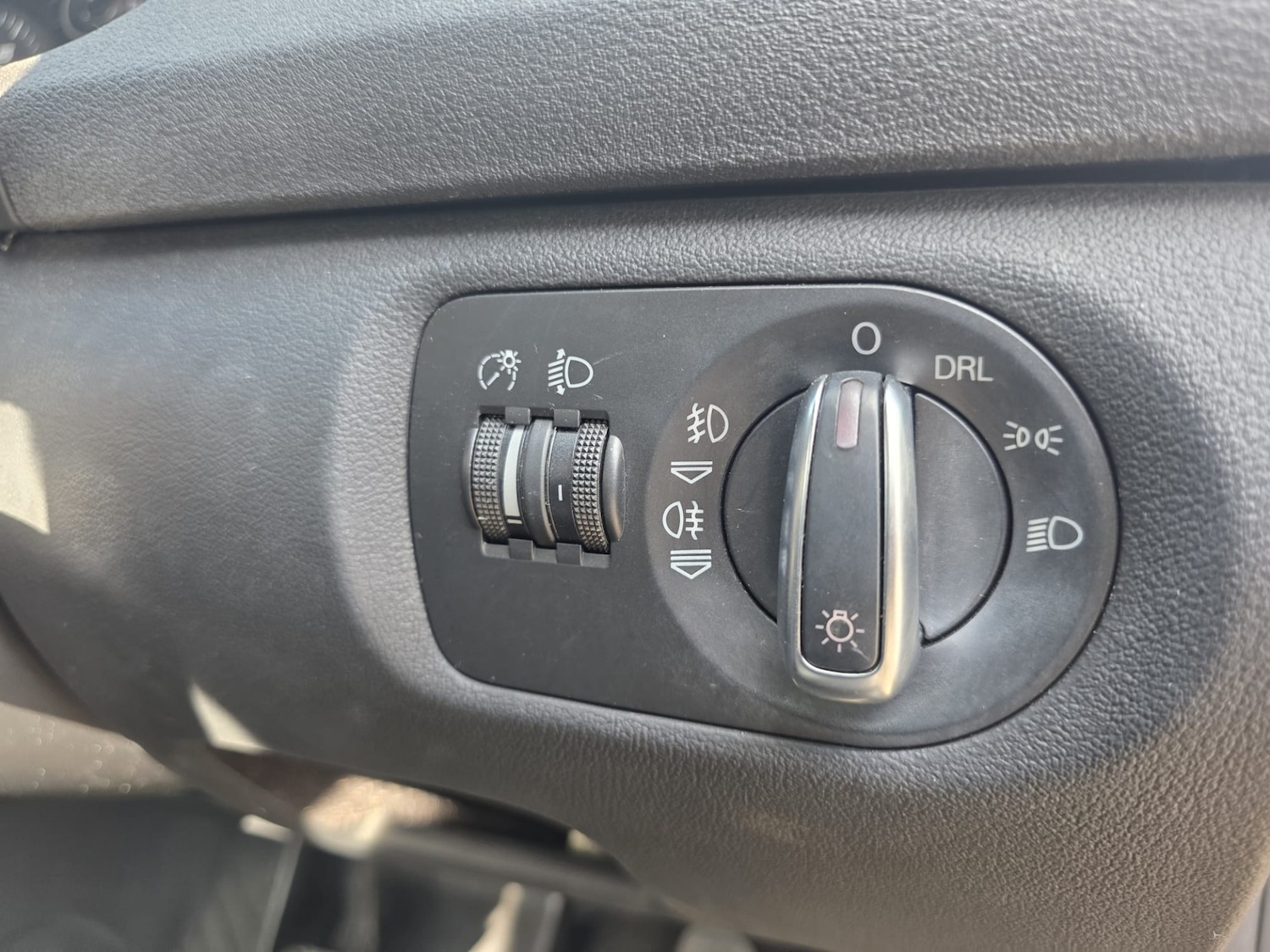 Vehicle 28