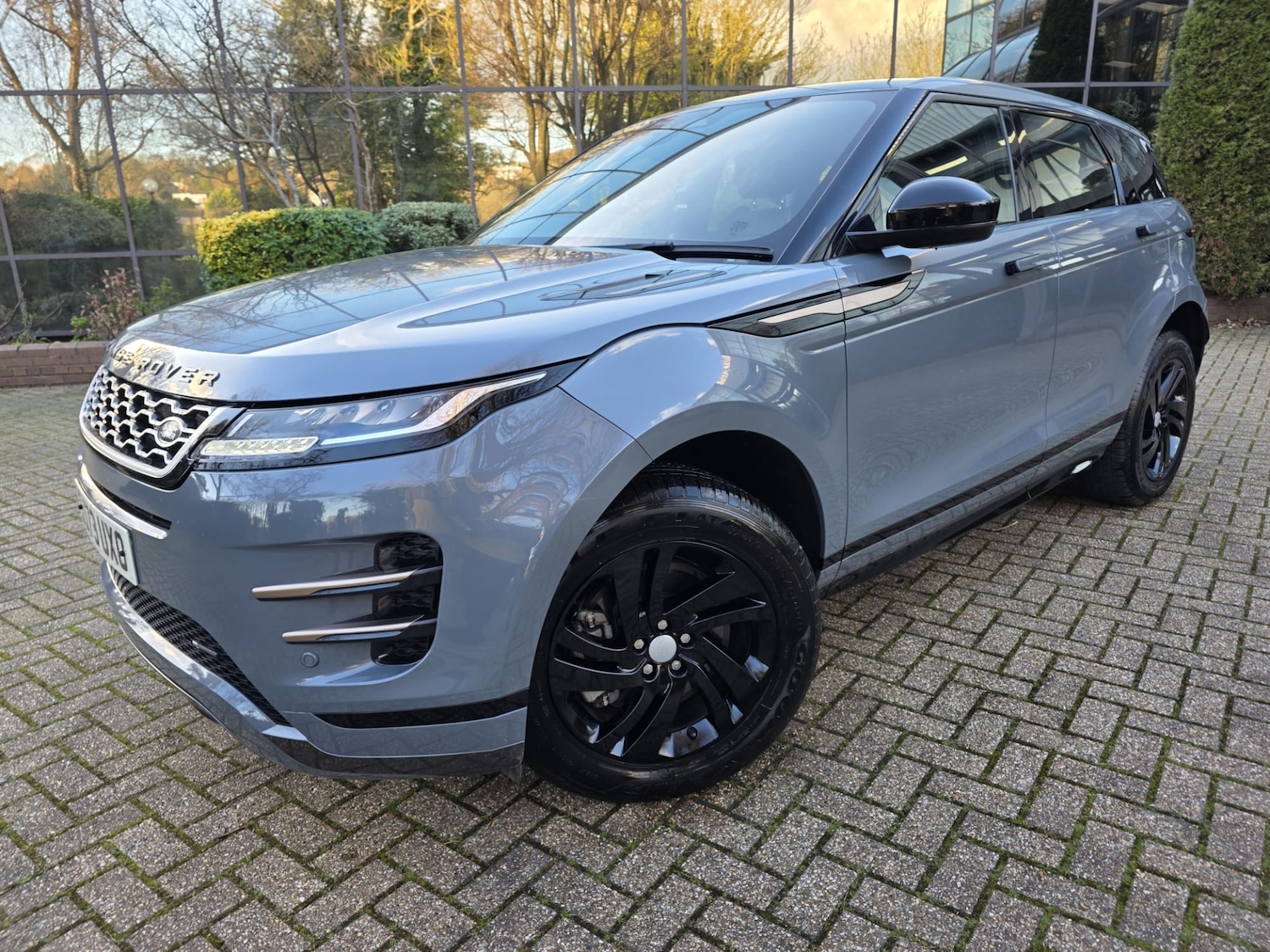 Used Land Rover Range Rover Evoque 2023 for sale - 77896819: Photo 2