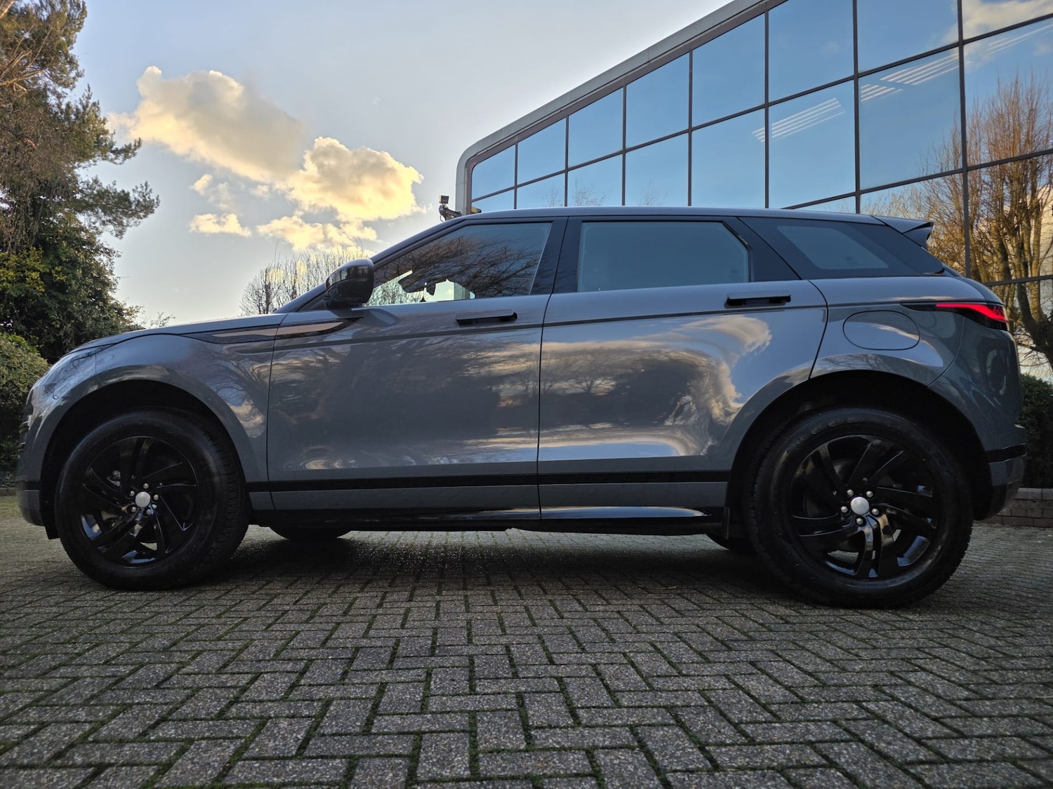 Used Land Rover Range Rover Evoque 2023 for sale - 77896819: Photo 25