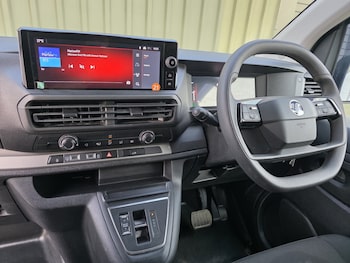 Used Vauxhall Vivaro 2025 for sale - 79244254: Photo