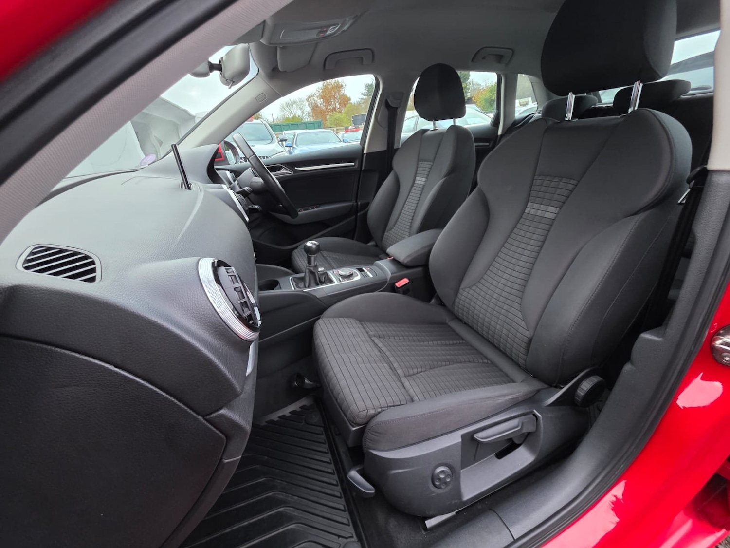 Used Audi A3 2015 for sale - 76504627: Photo 2