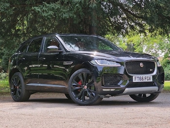 Used Jaguar F-Pace 2017 for sale - 78546148: Photo