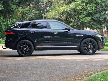 Used Jaguar F-Pace 2017 for sale - 78546148: Photo
