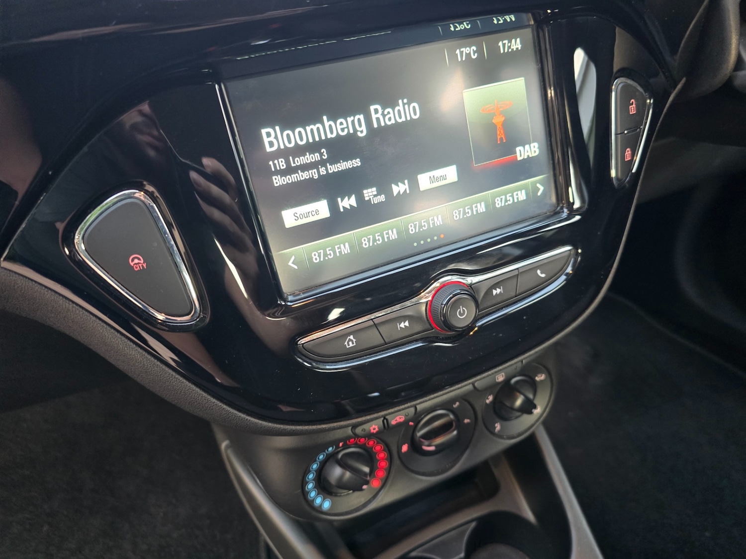 Used Vauxhall Corsa 2018 for sale - 75994709: Photo 8