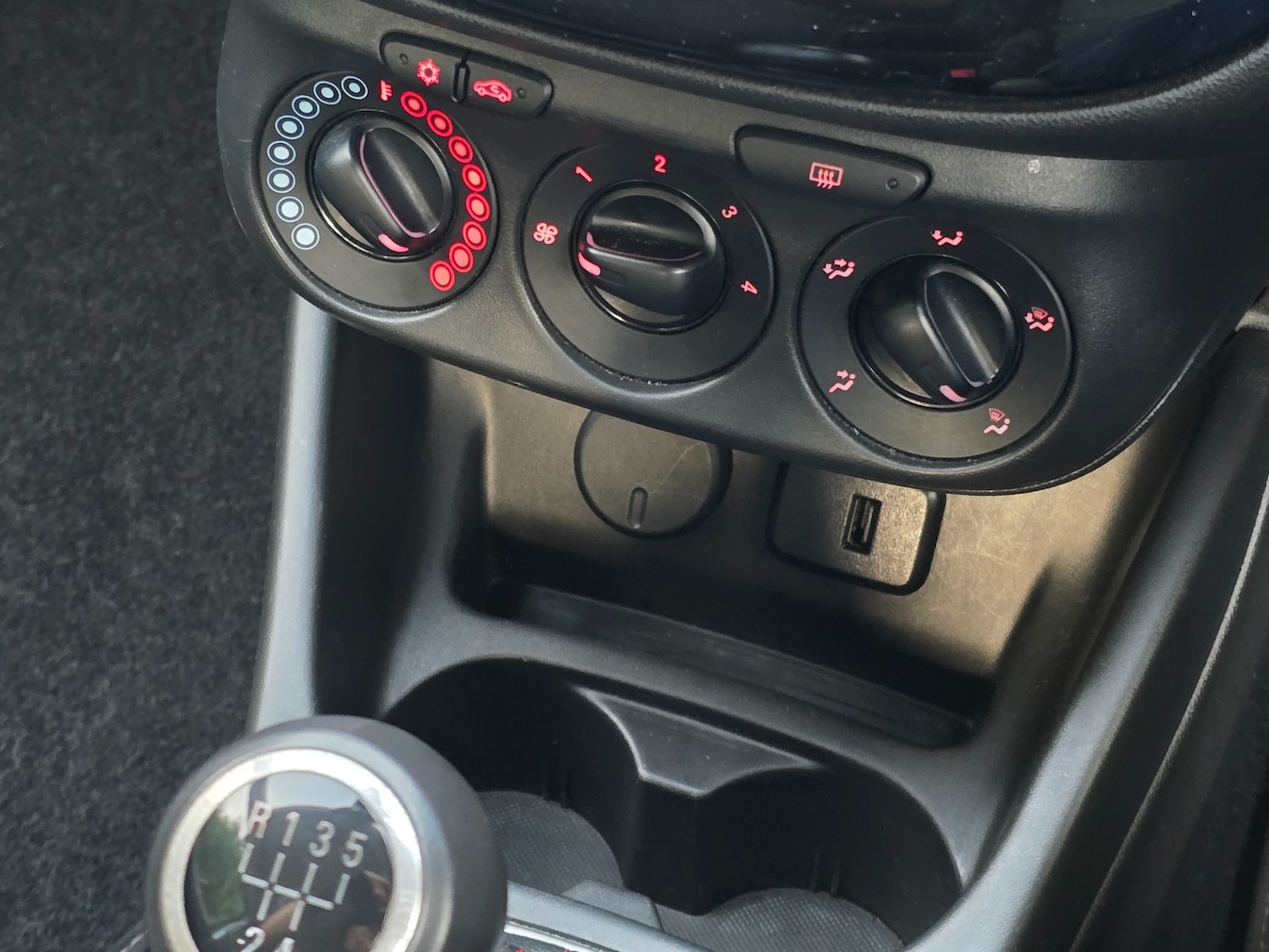 Used Vauxhall Corsa 2018 for sale - 75994709: Photo 9