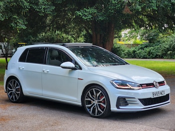 Used Volkswagen Golf 2019 for sale - 76101009: Photo
