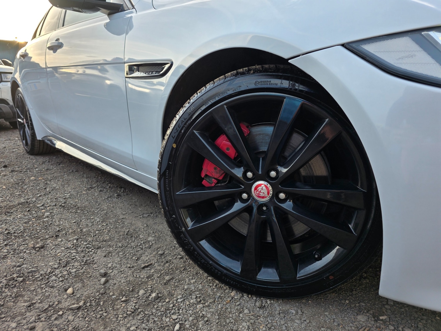 Used Jaguar XE 2015 for sale - 76407329: Photo 19